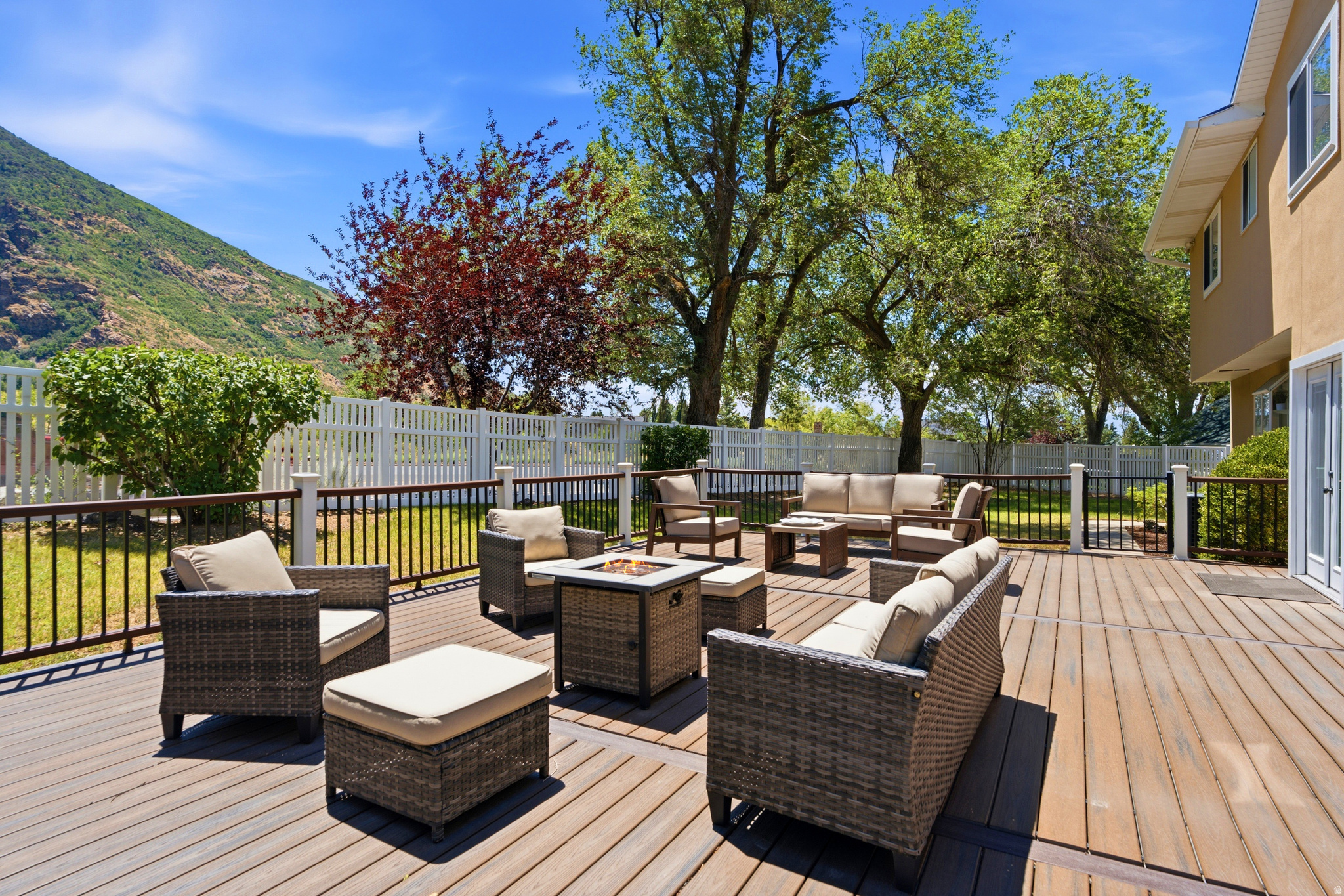 main property photo 81