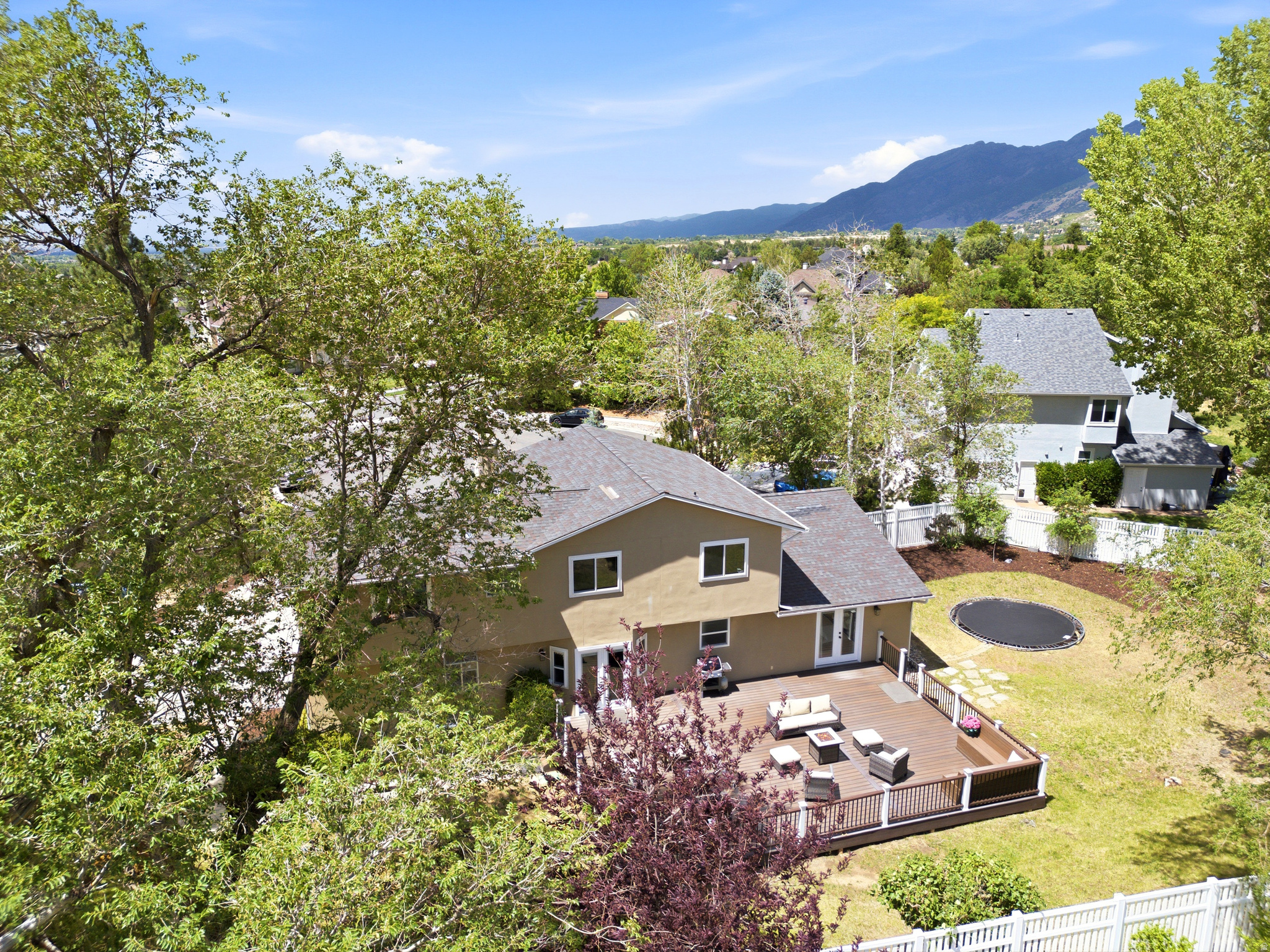 main property photo 95