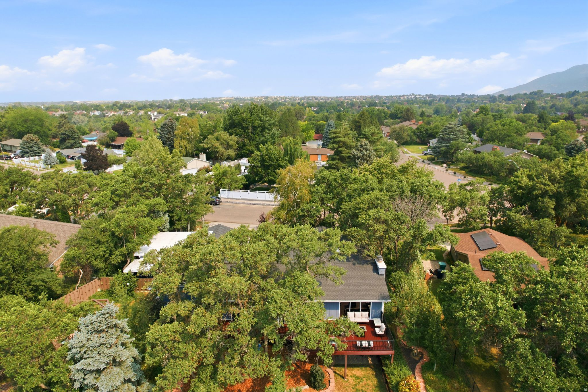 main property photo 75