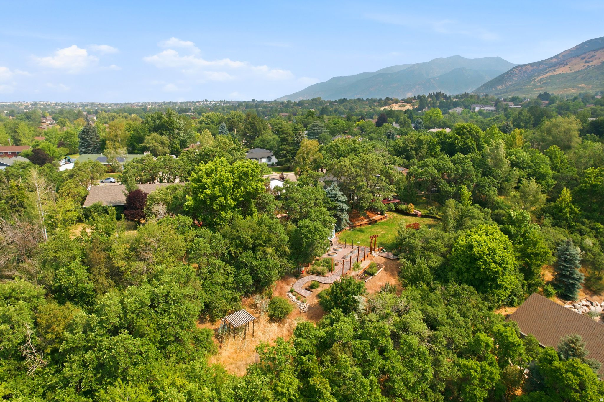 main property photo 76