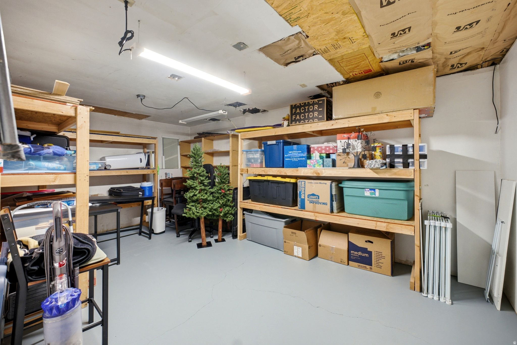 main property photo 77