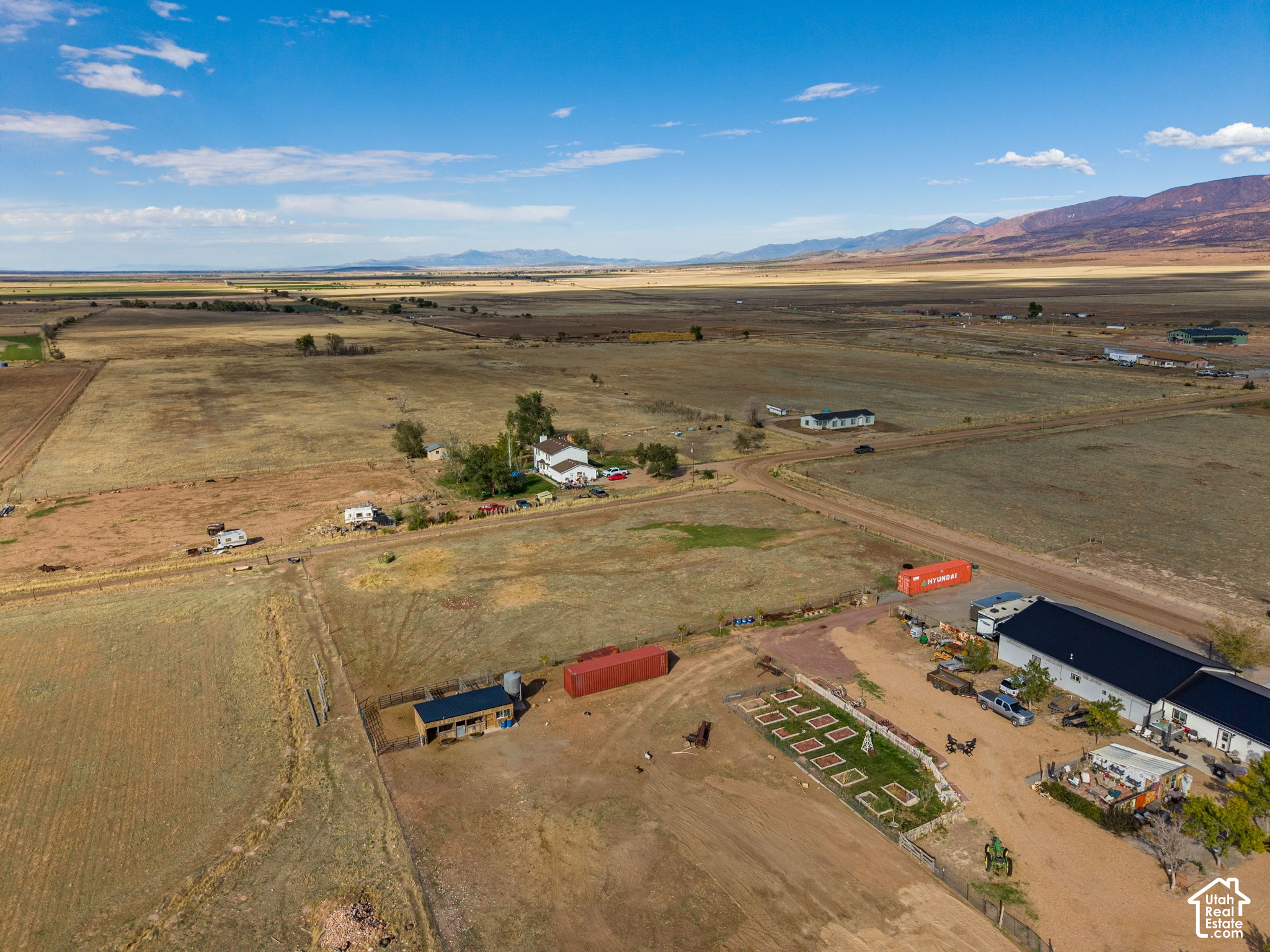 main property photo 8