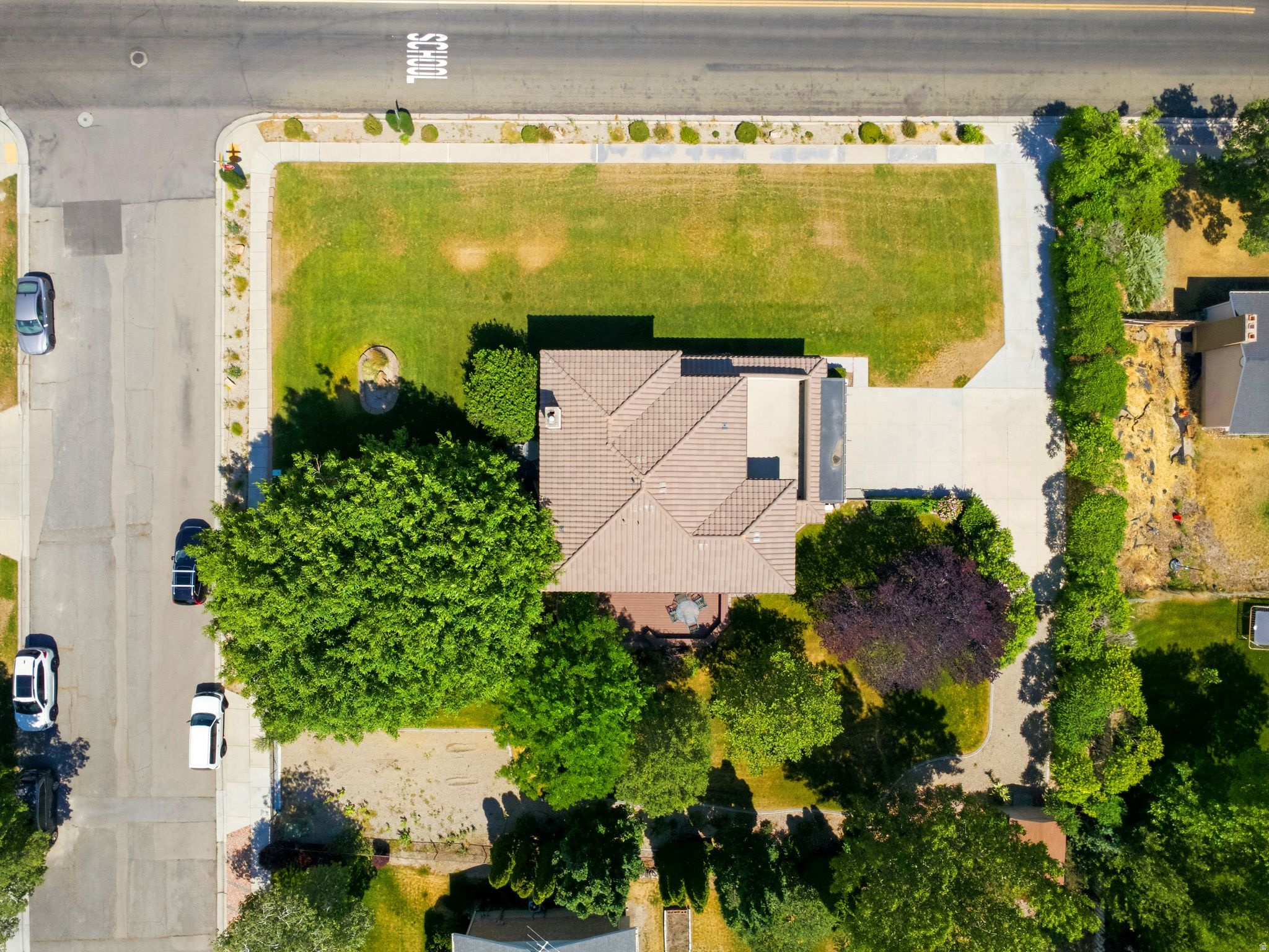 main property photo 43