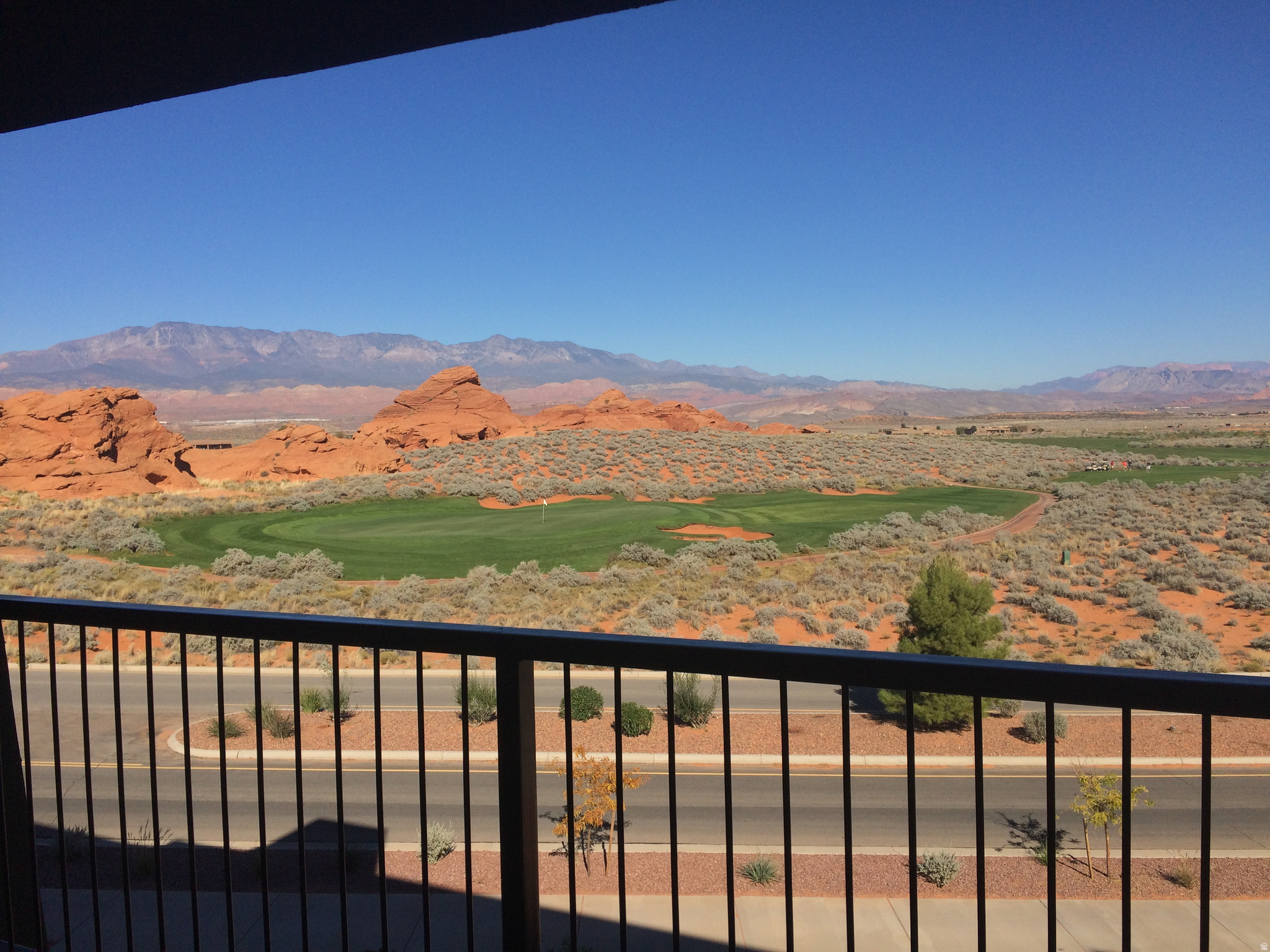 main property photo 2