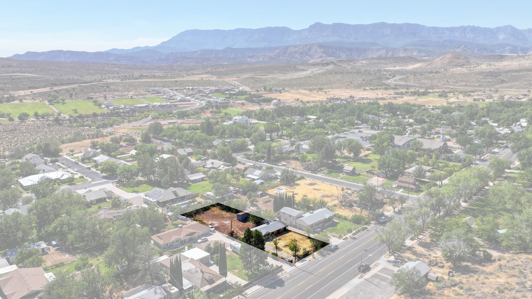 main property photo 9