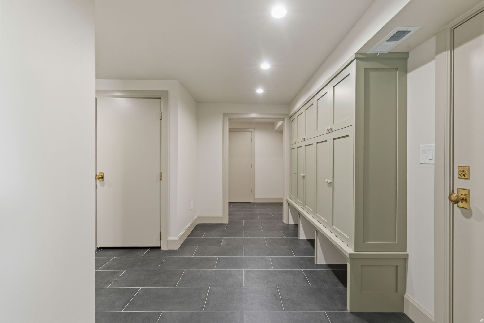 main property photo 66