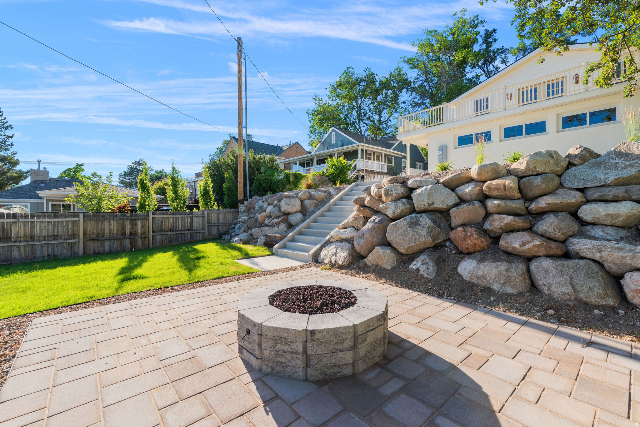 main property photo 76