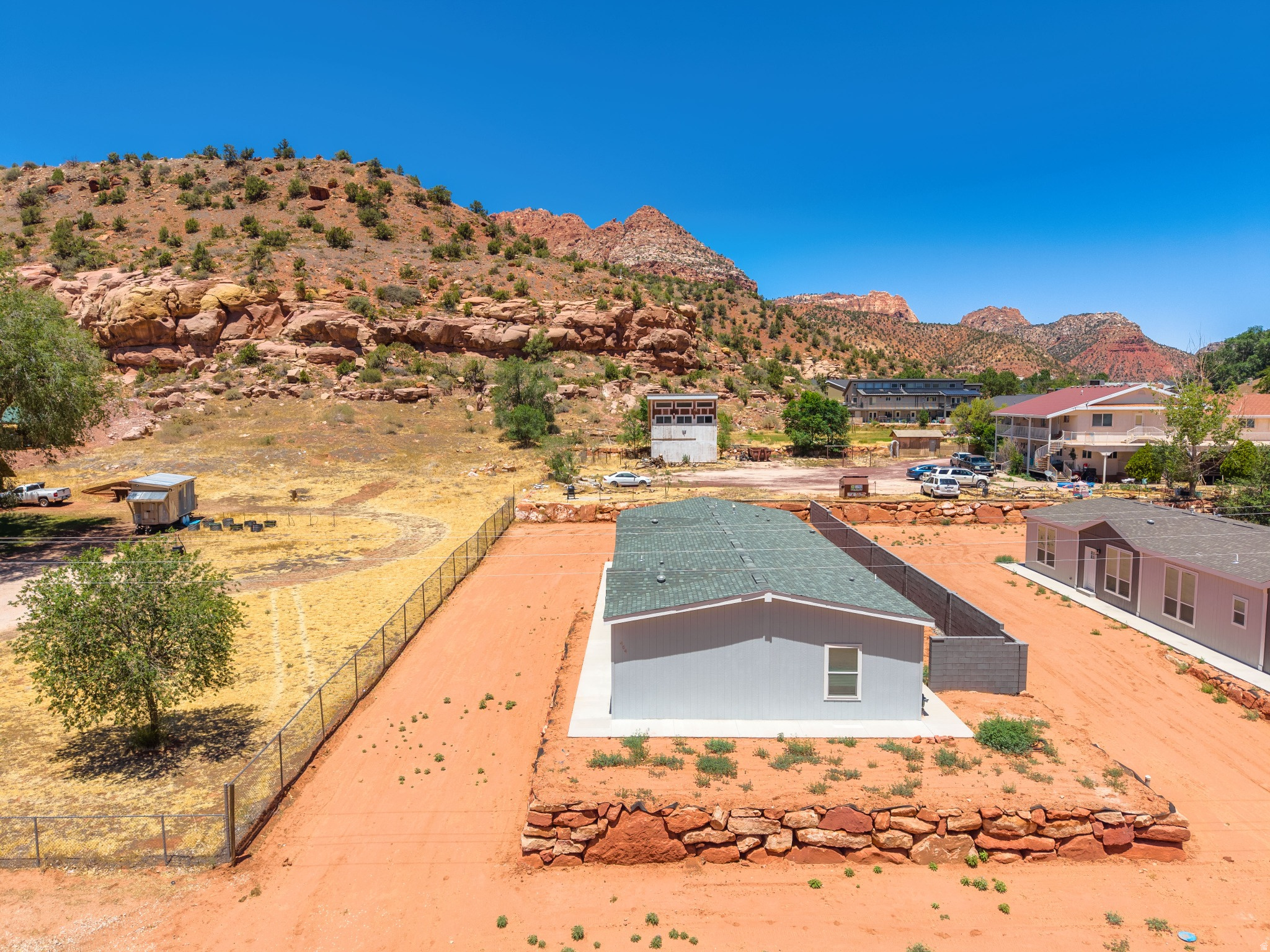 main property photo 49
