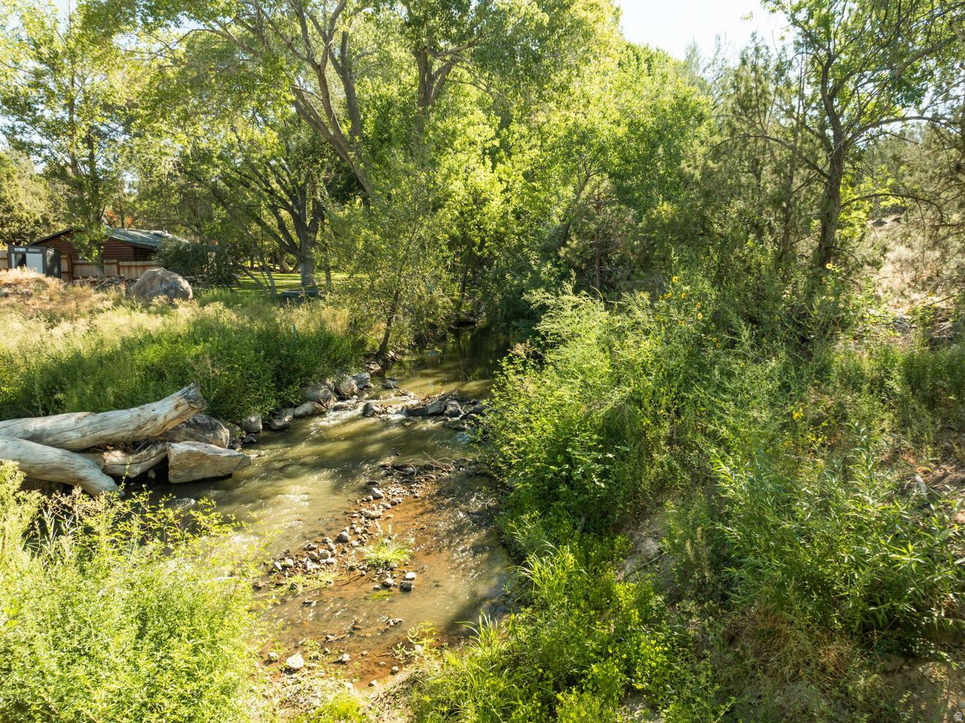 main property photo 0