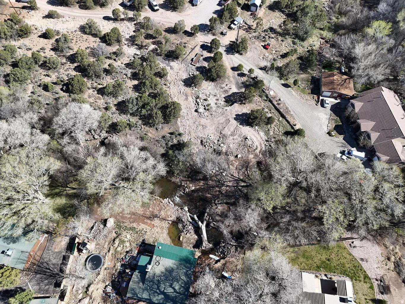 main property photo 16