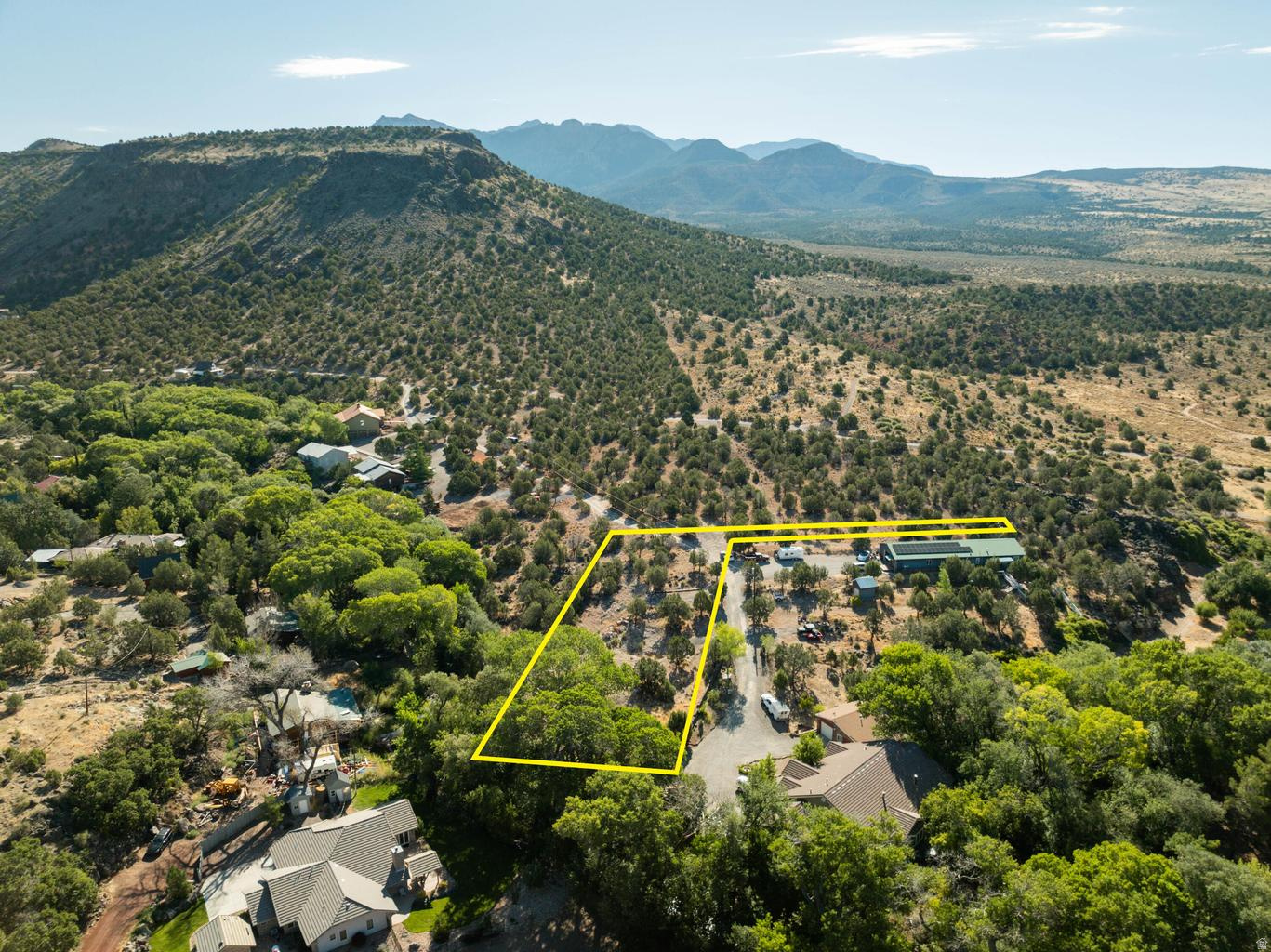 main property photo 4
