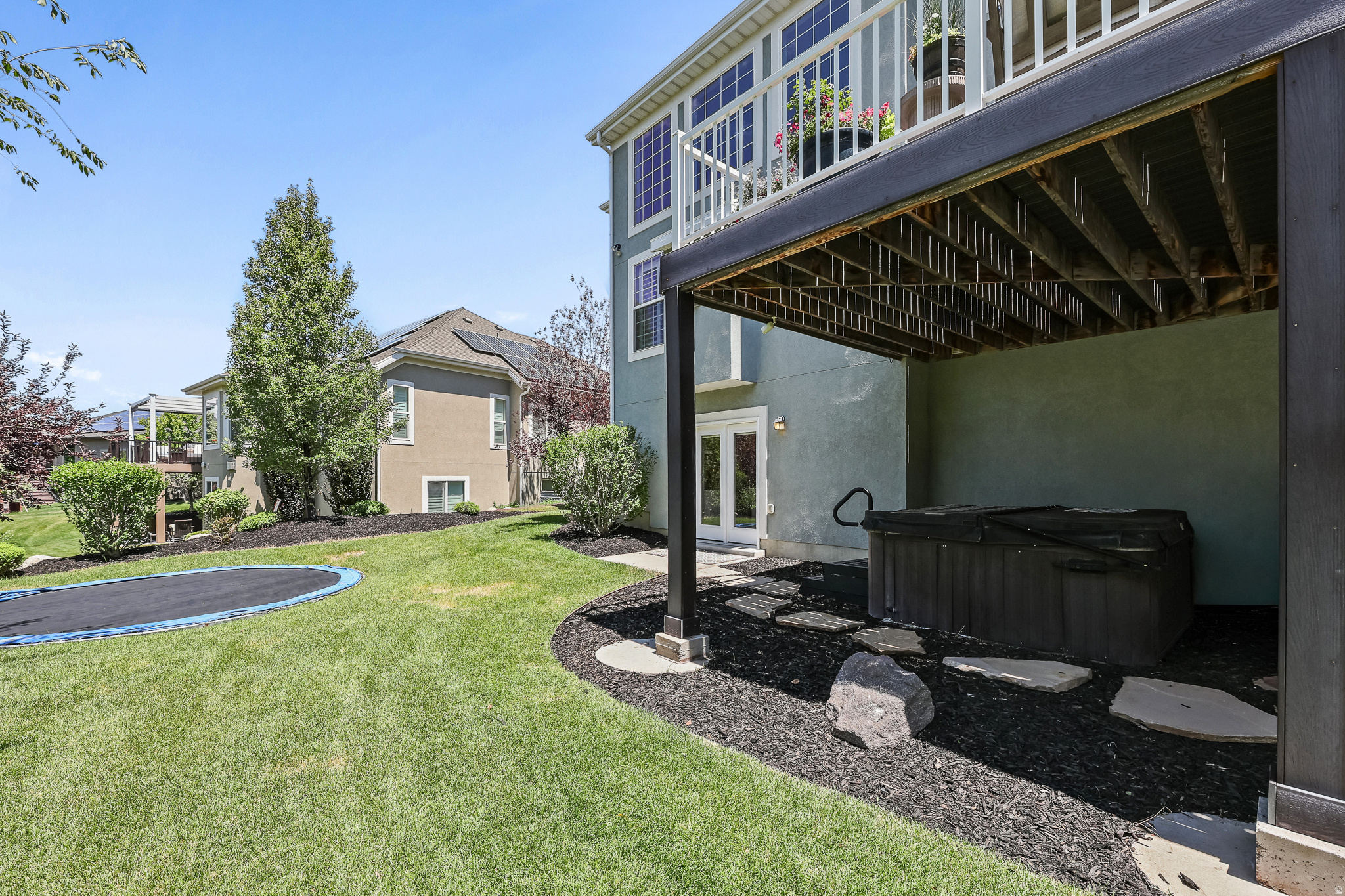 main property photo 75