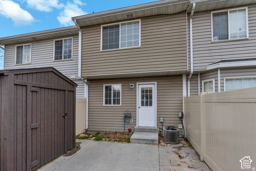 main property photo 40