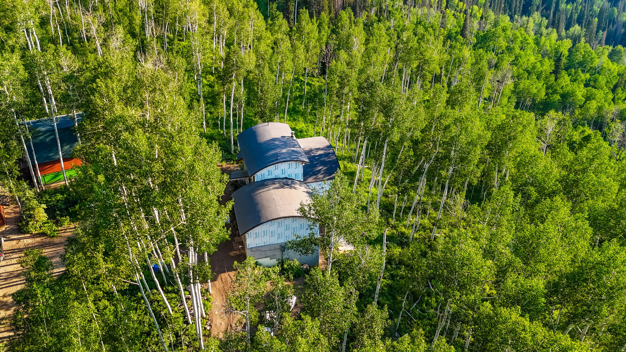 main property photo 34