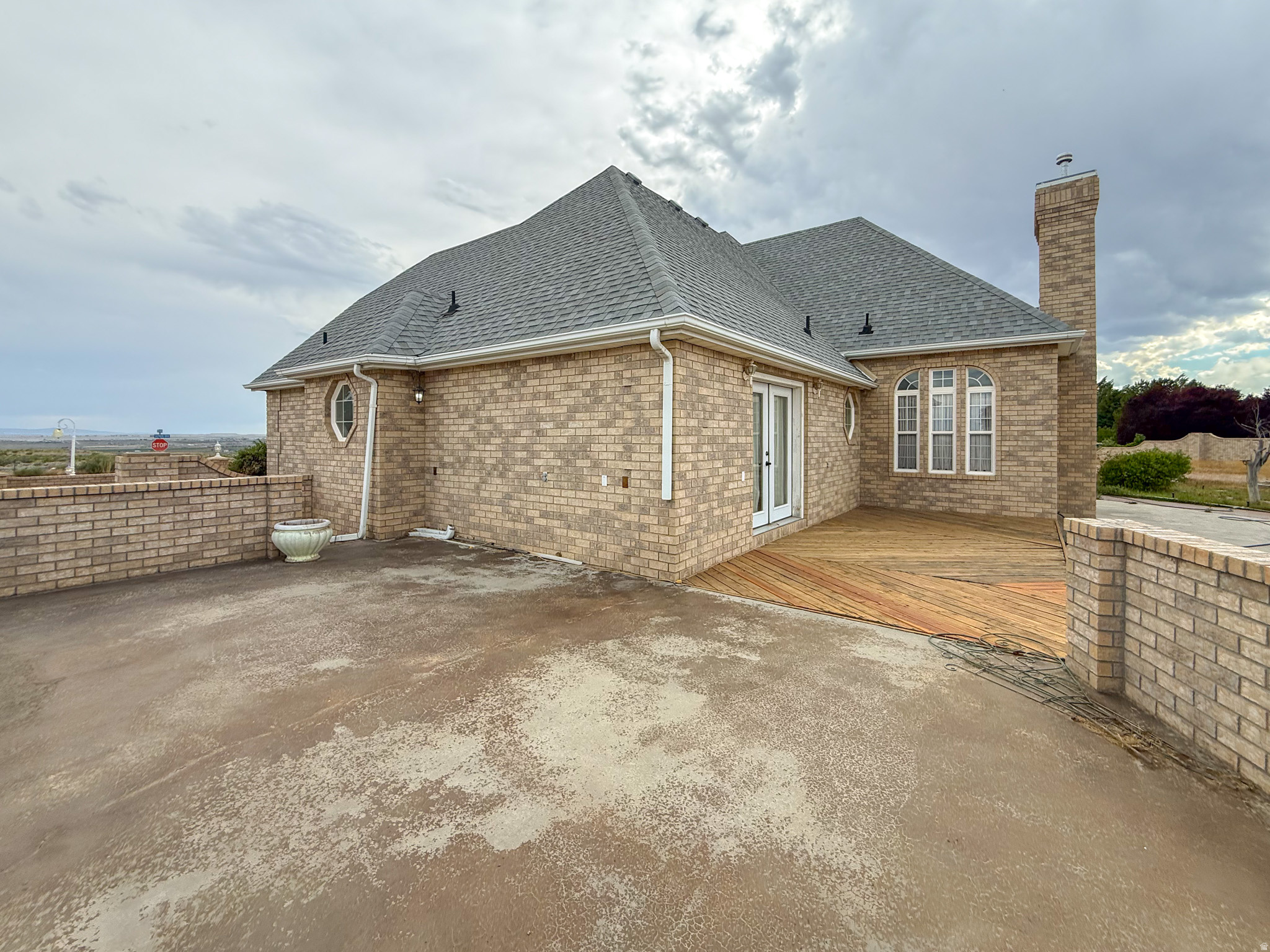 main property photo 51