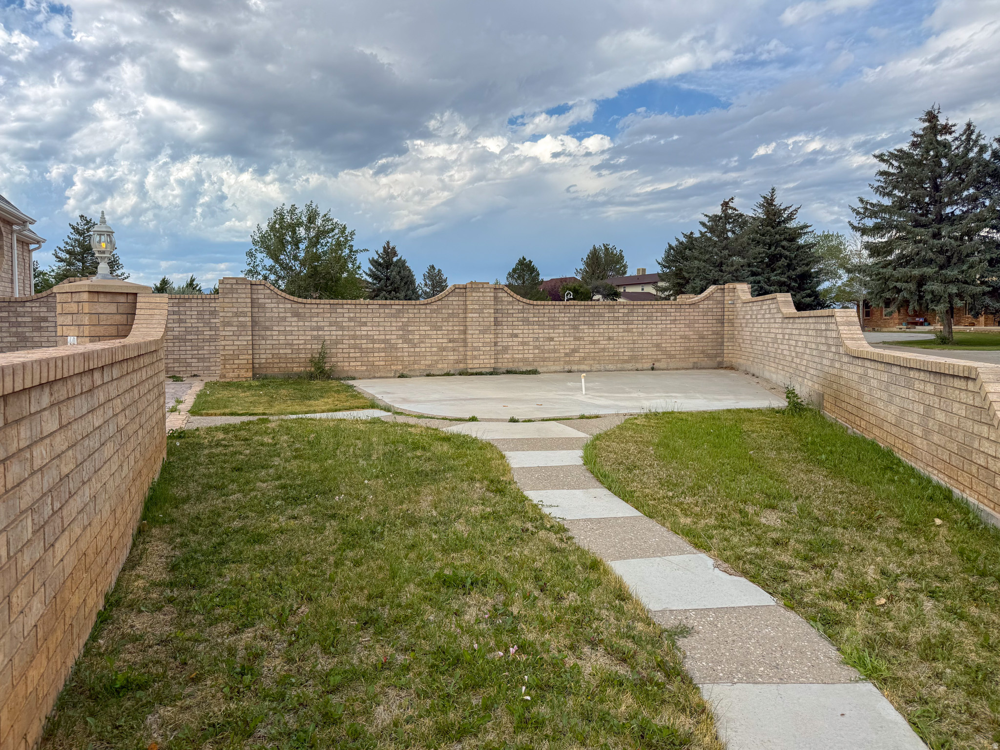 main property photo 52