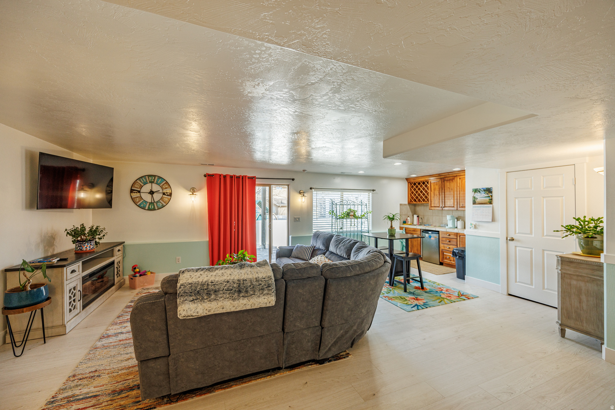 main property photo 48