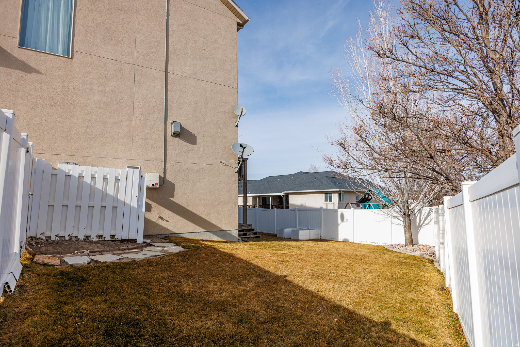 main property photo 56