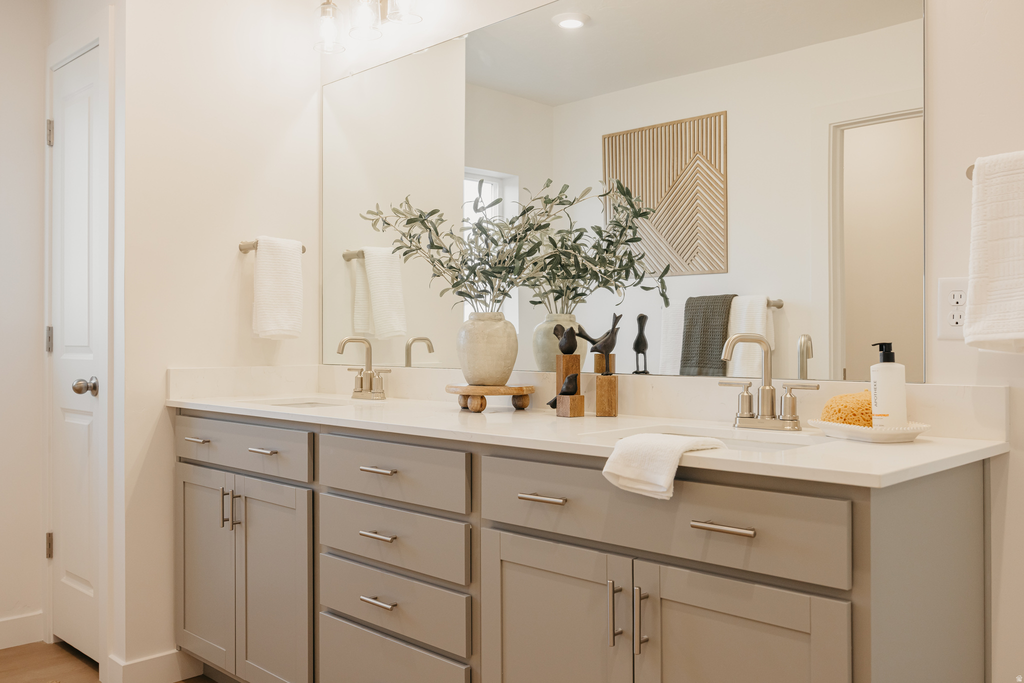 main property photo 73