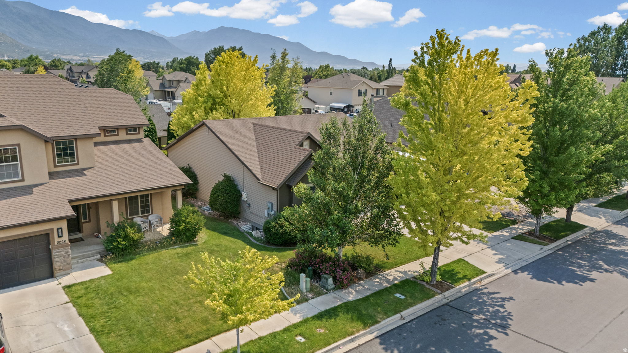 main property photo 47
