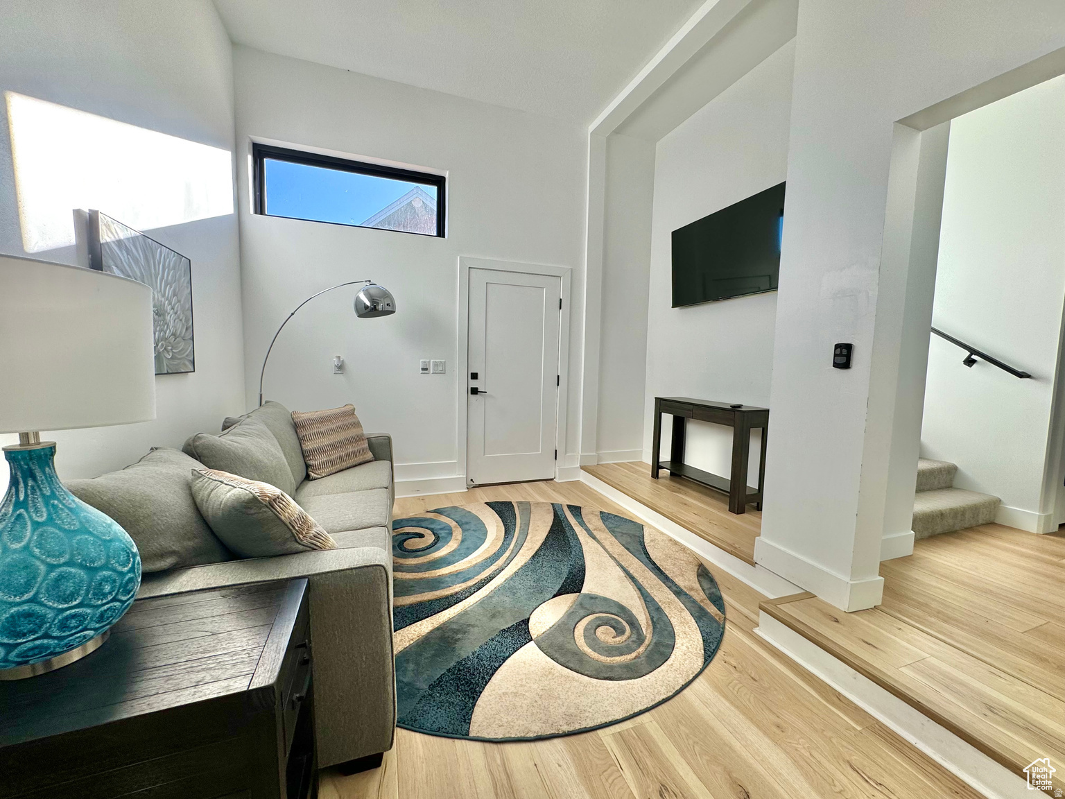 main property photo 7