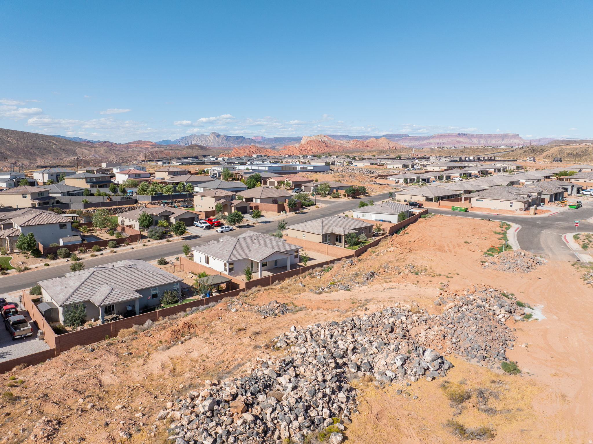 main property photo 40