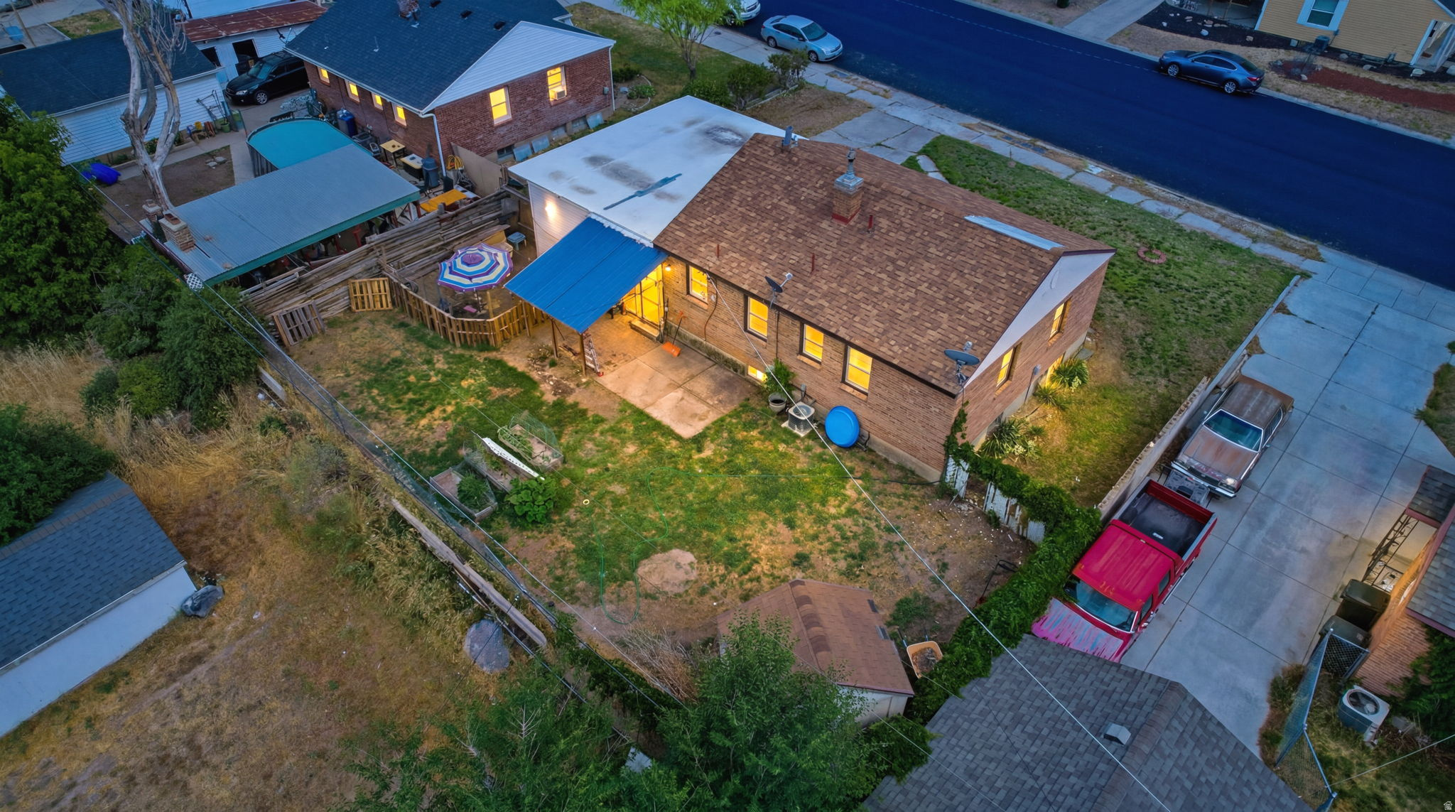 main property photo 23