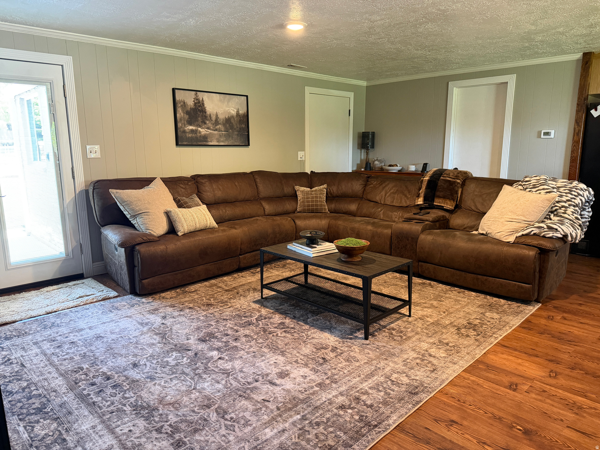 main property photo 18