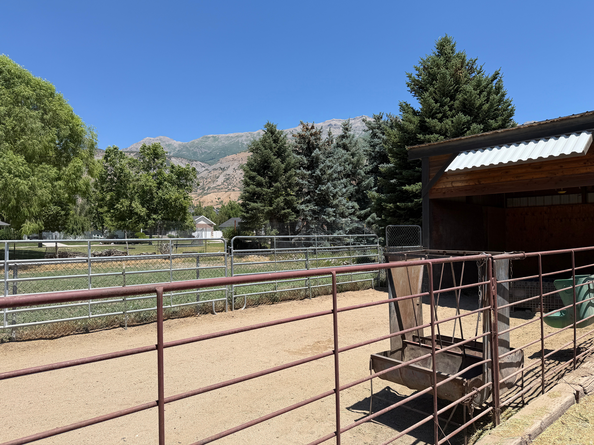 main property photo 36
