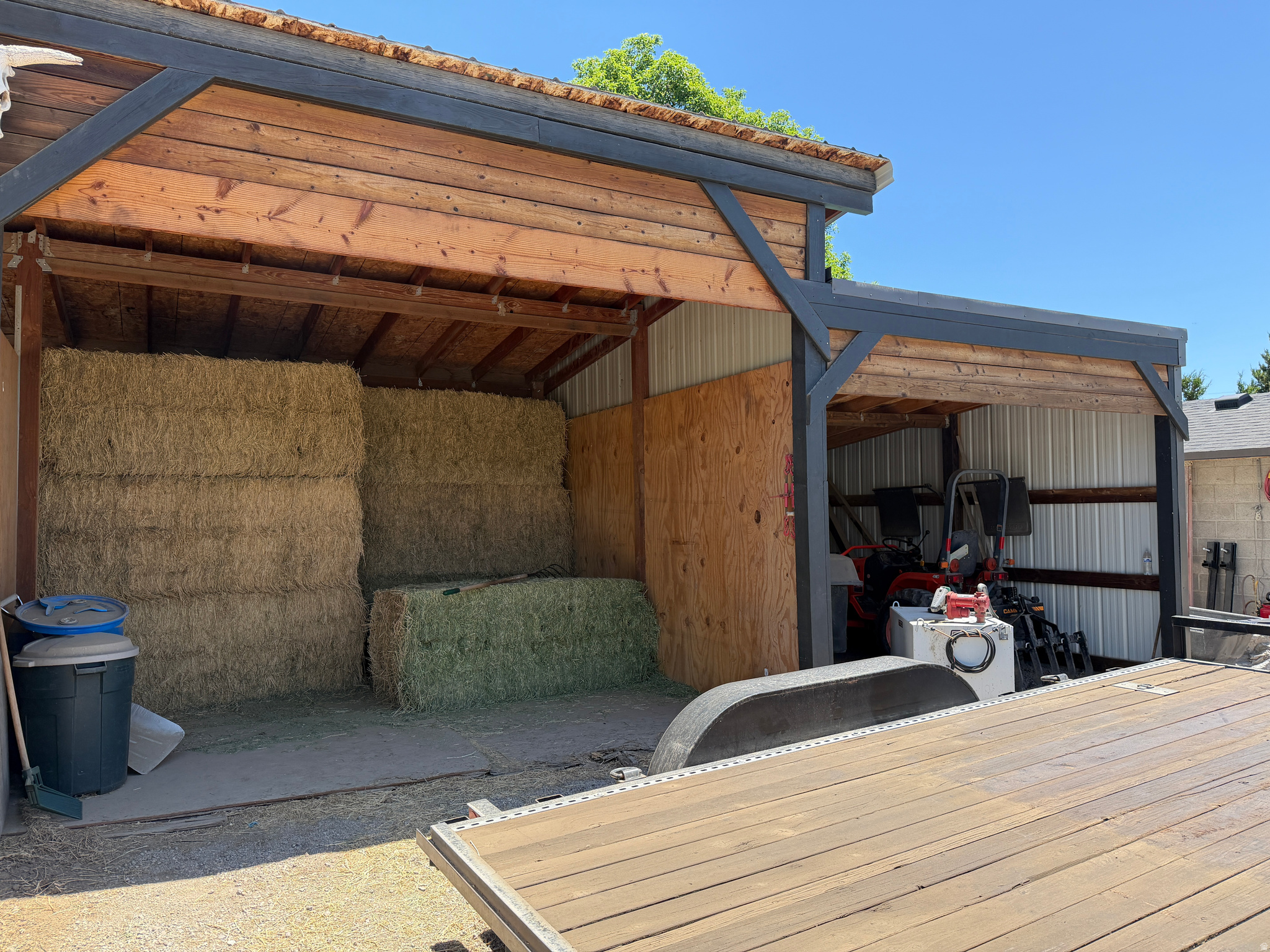 main property photo 39