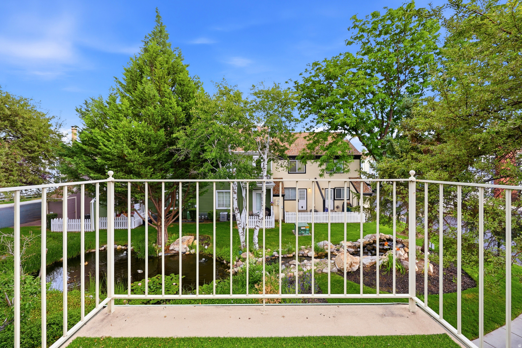 main property photo 17