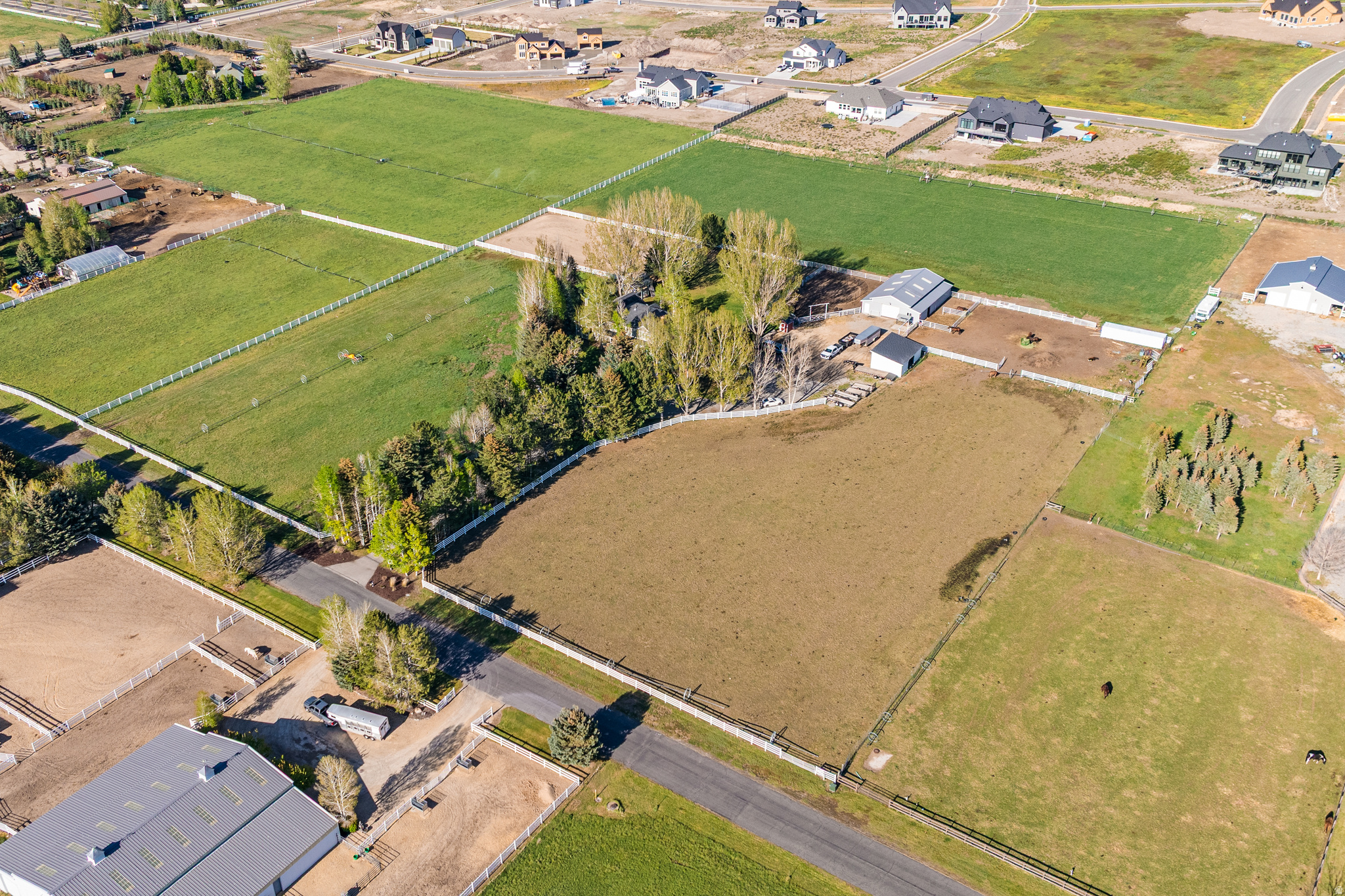 main property photo 26