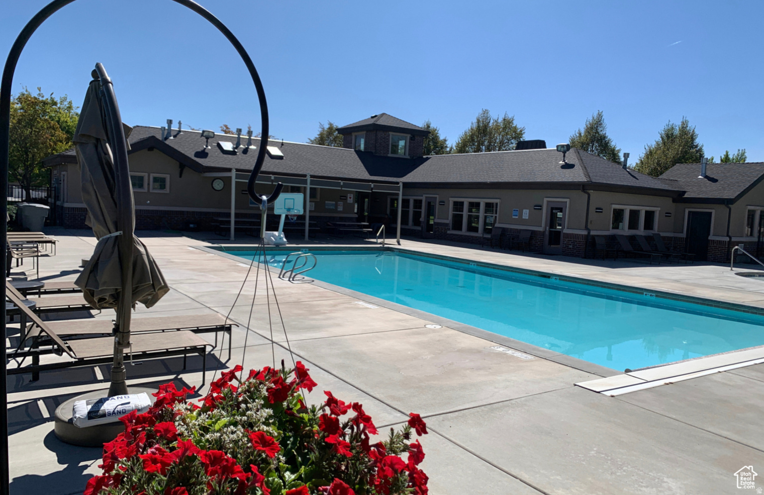 main property photo 63