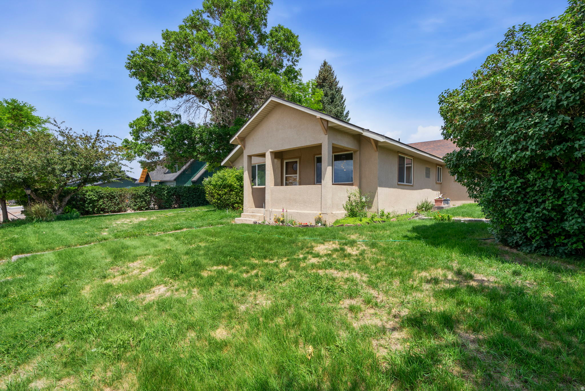 main property photo 44