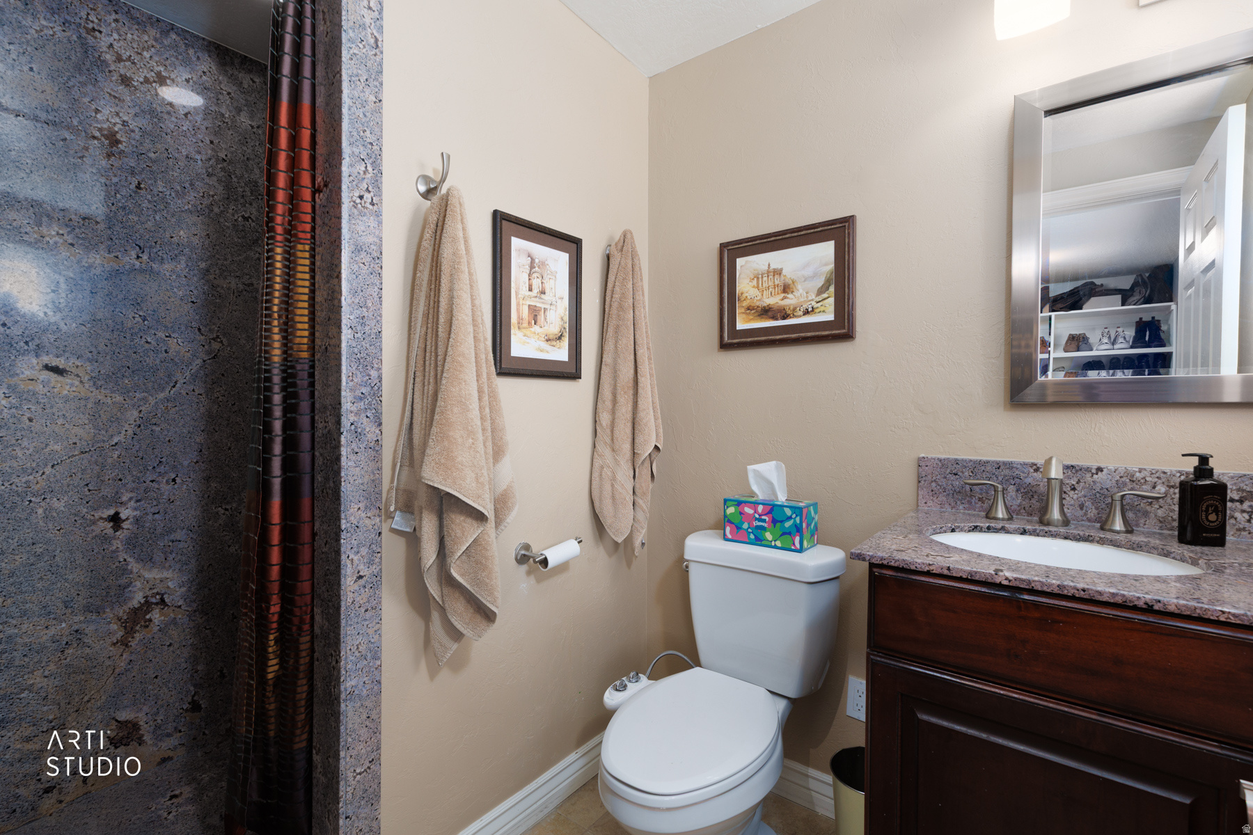 main property photo 16