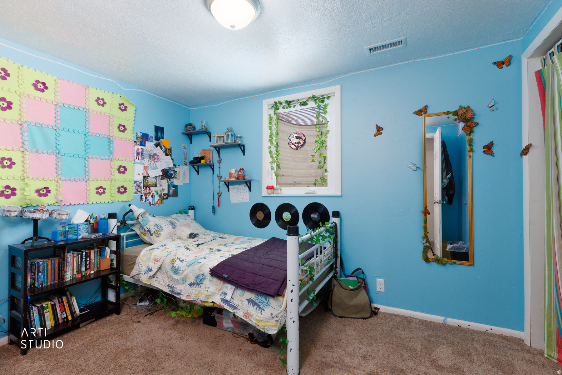 main property photo 22