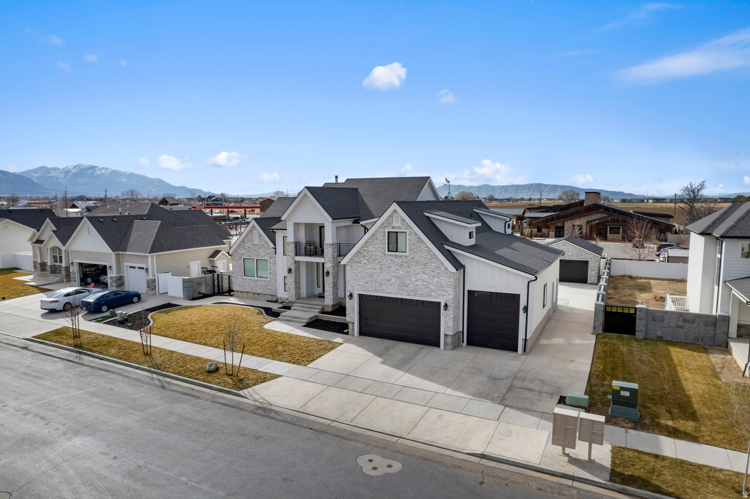 main property photo 49