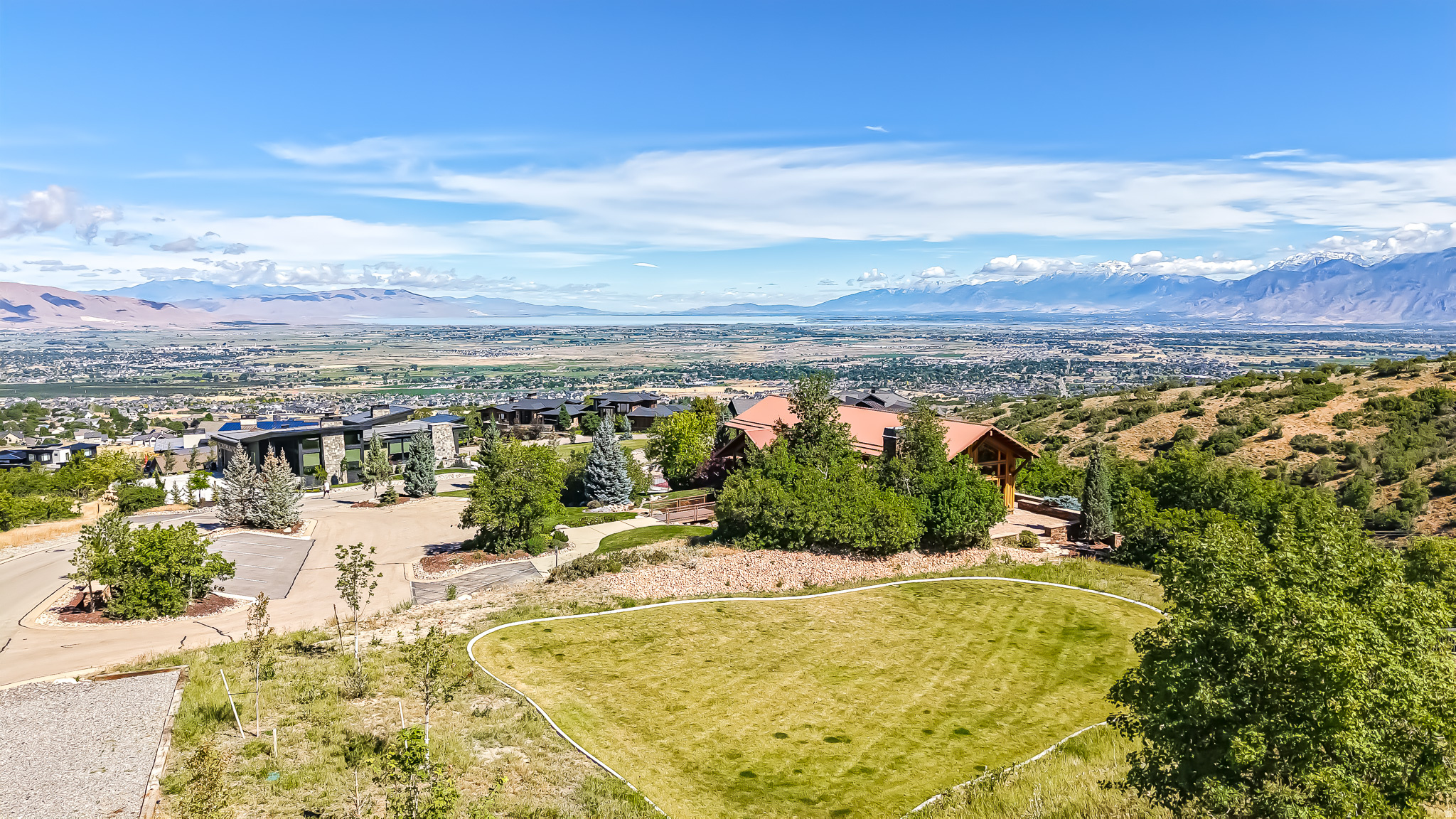 main property photo 60