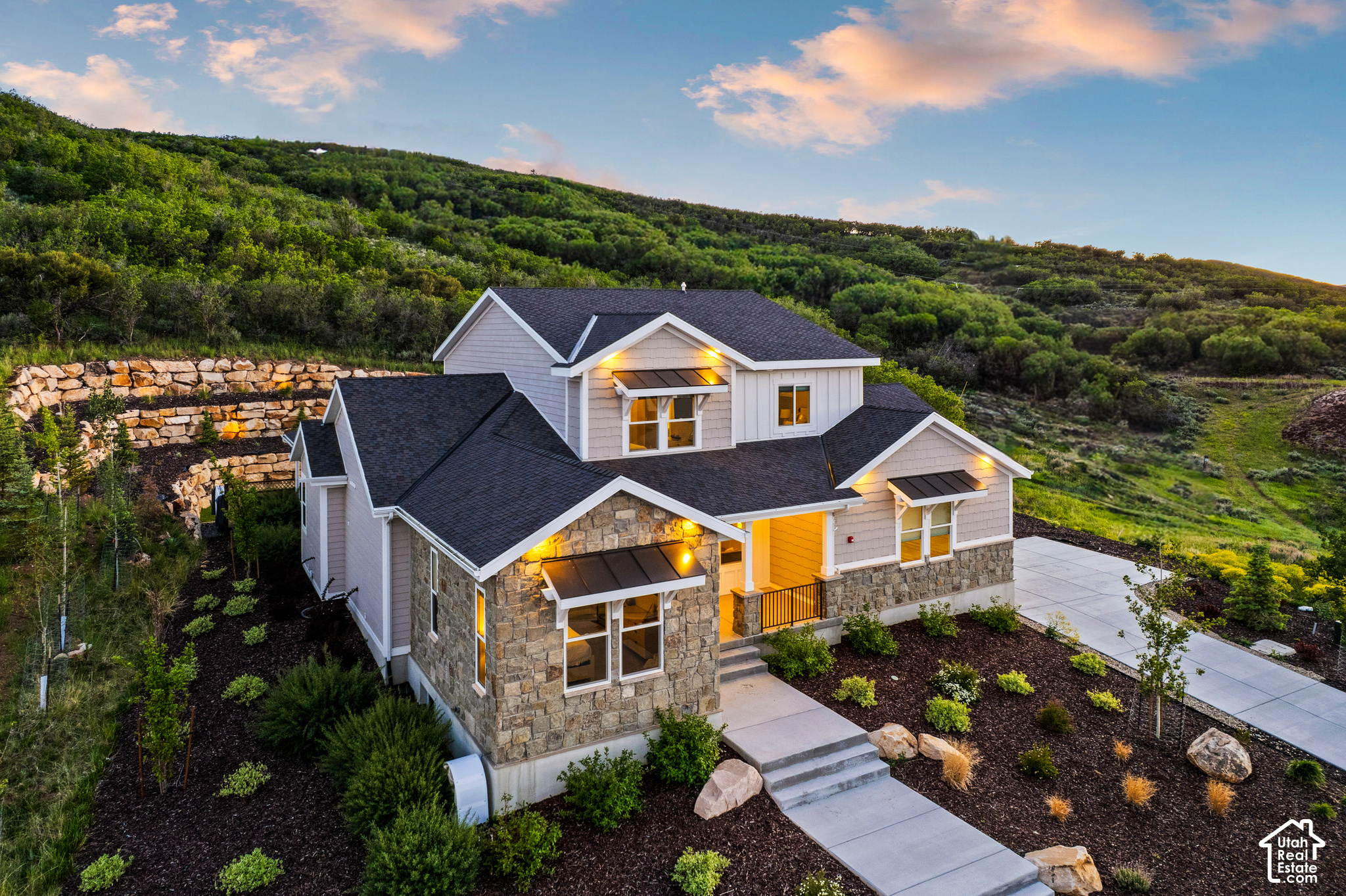 main property photo 77