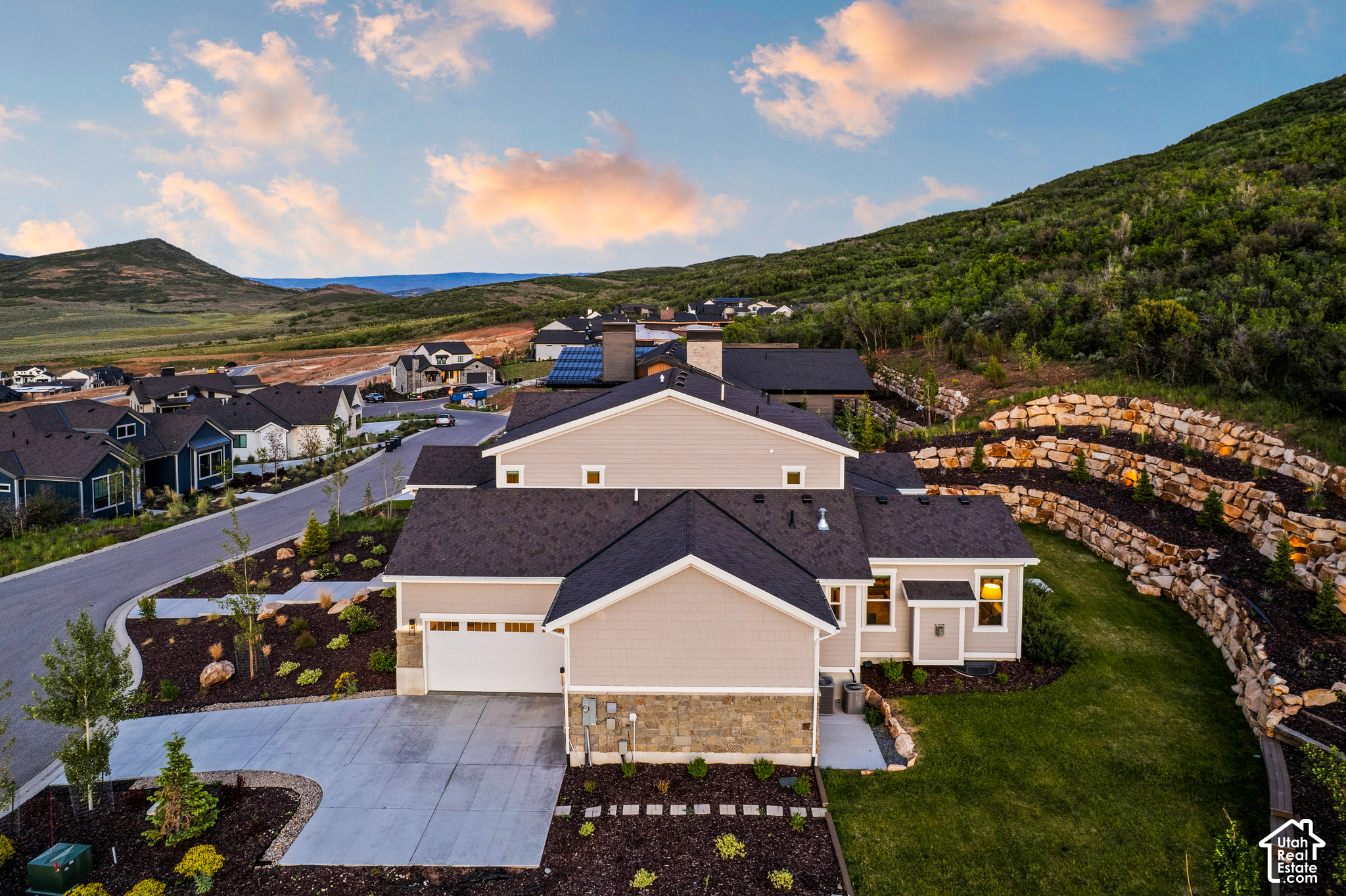 main property photo 80