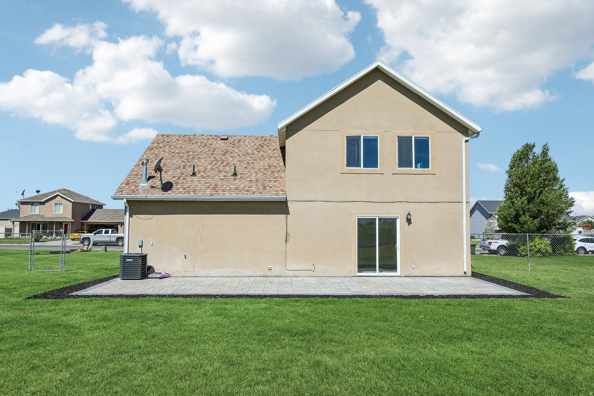 main property photo 24