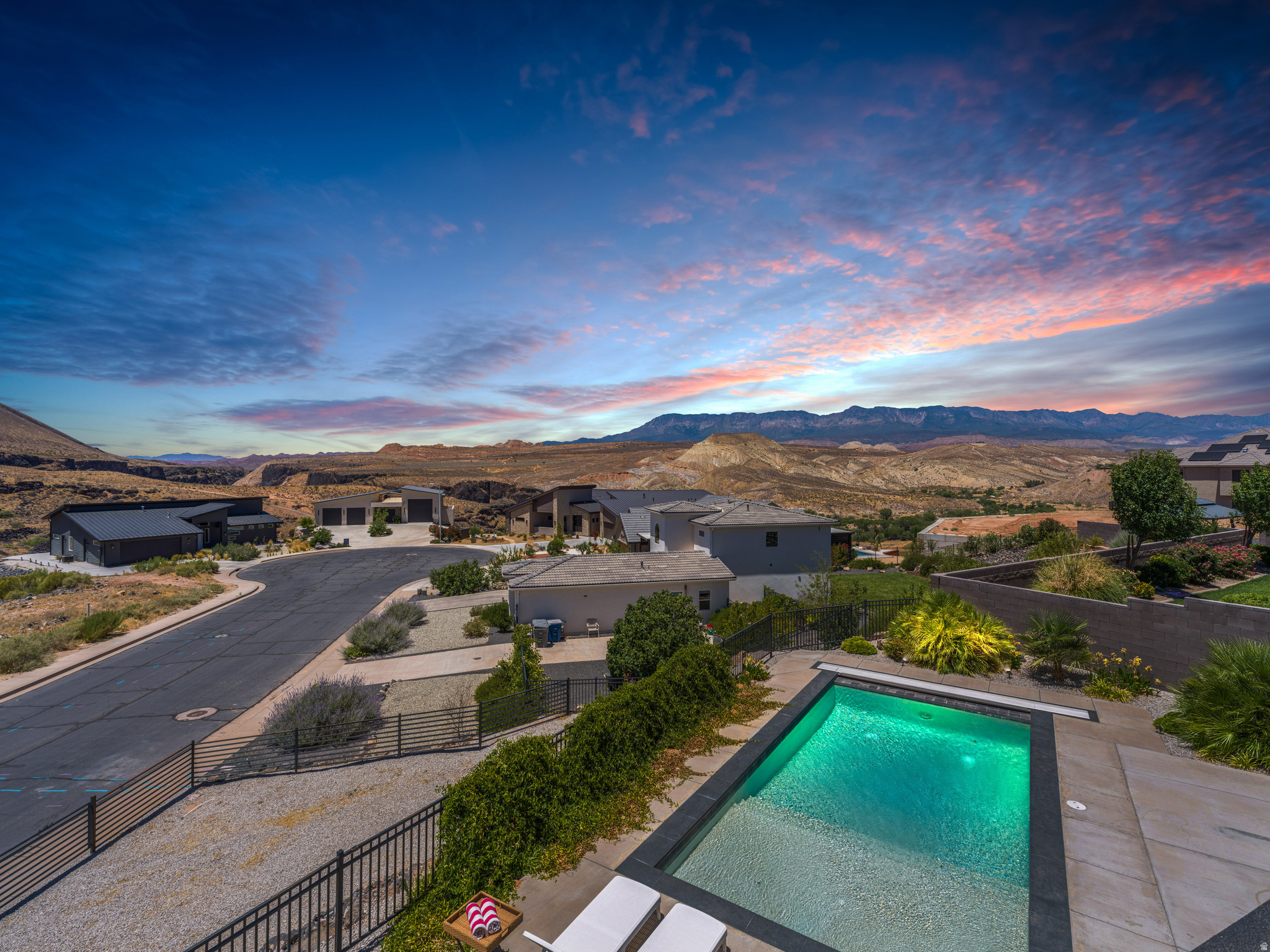 main property photo 38
