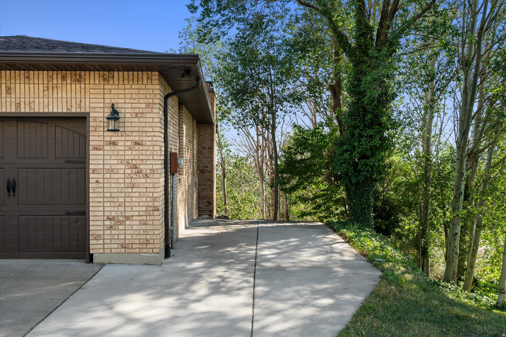 main property photo 65