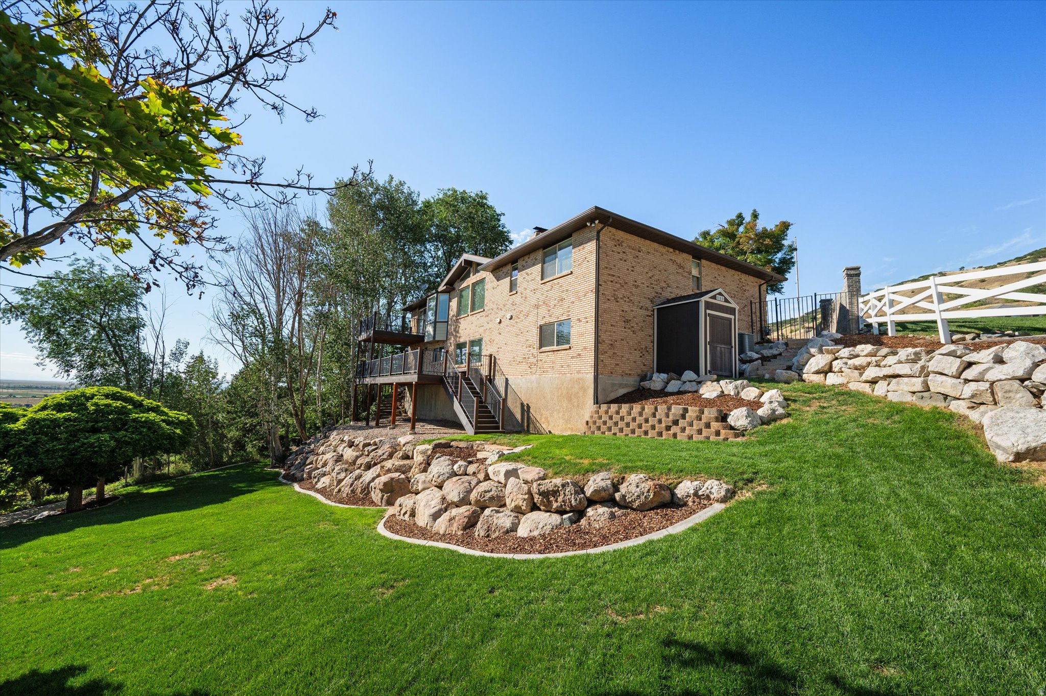 main property photo 73