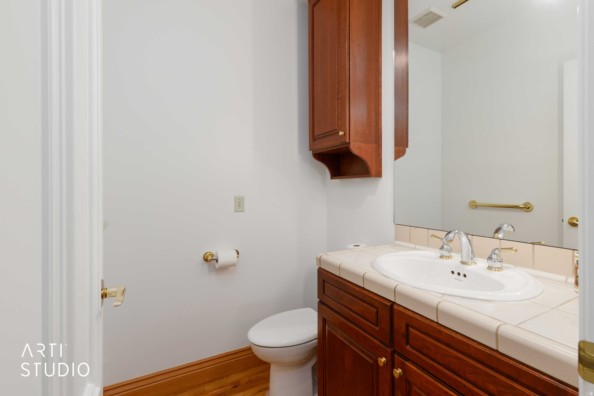 main property photo 8