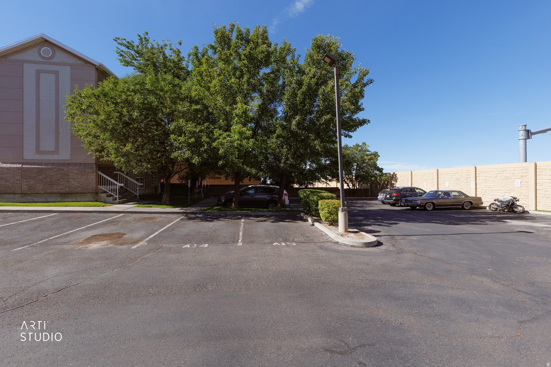 main property photo 19