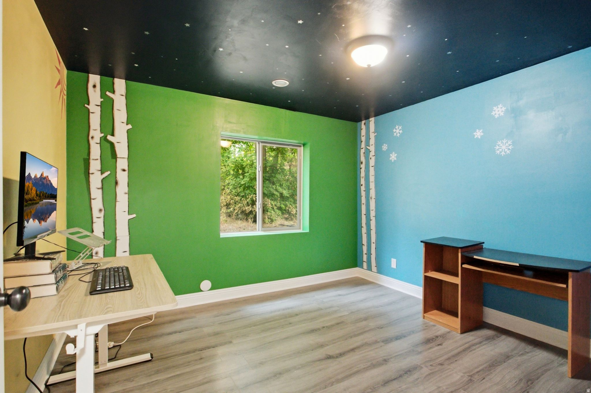 main property photo 33