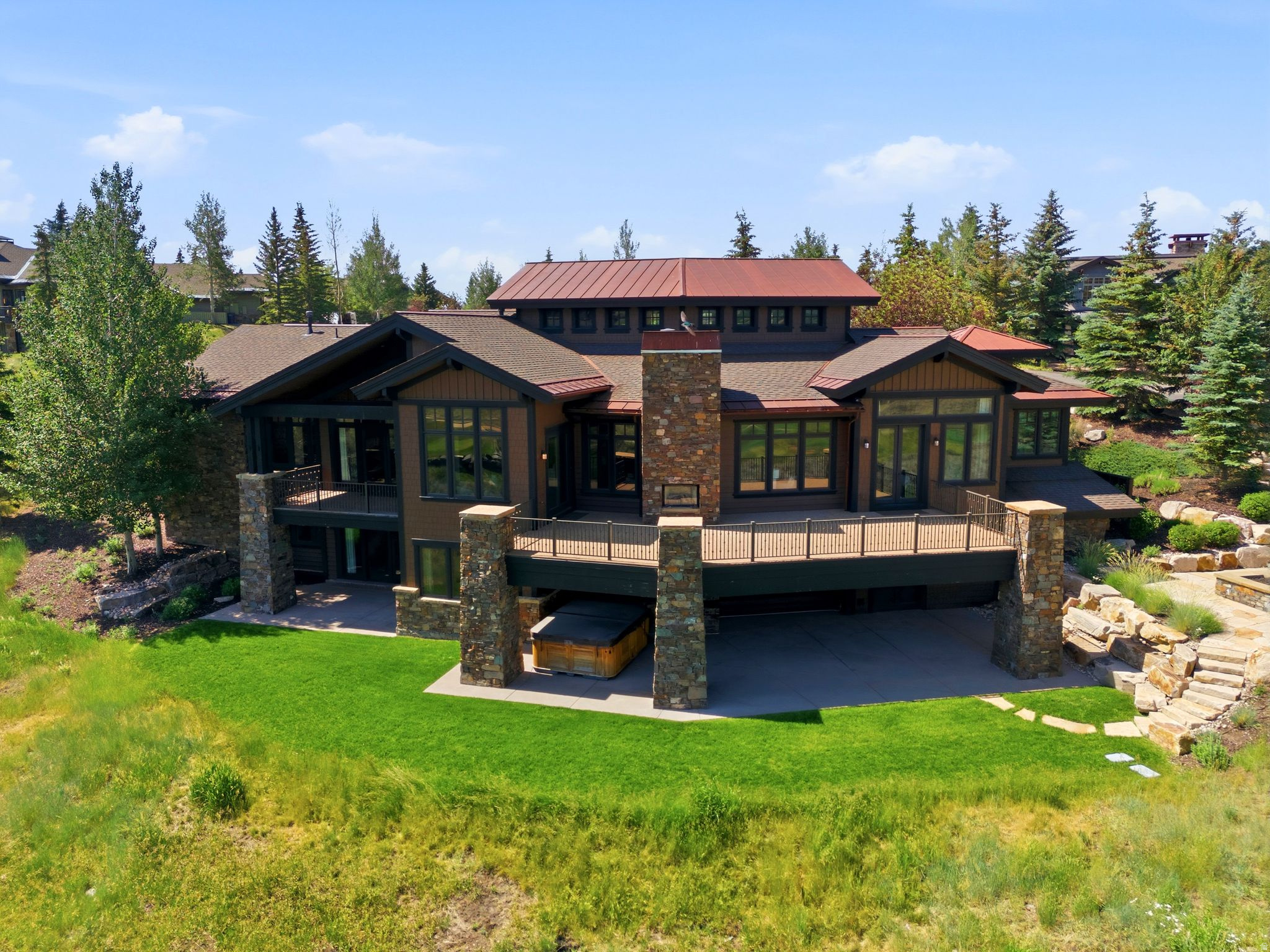 main property photo 4