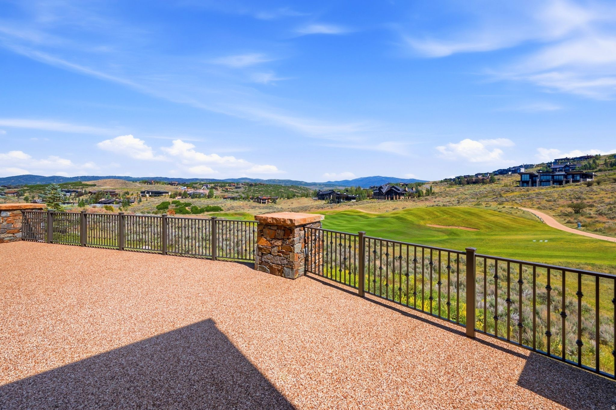 main property photo 50