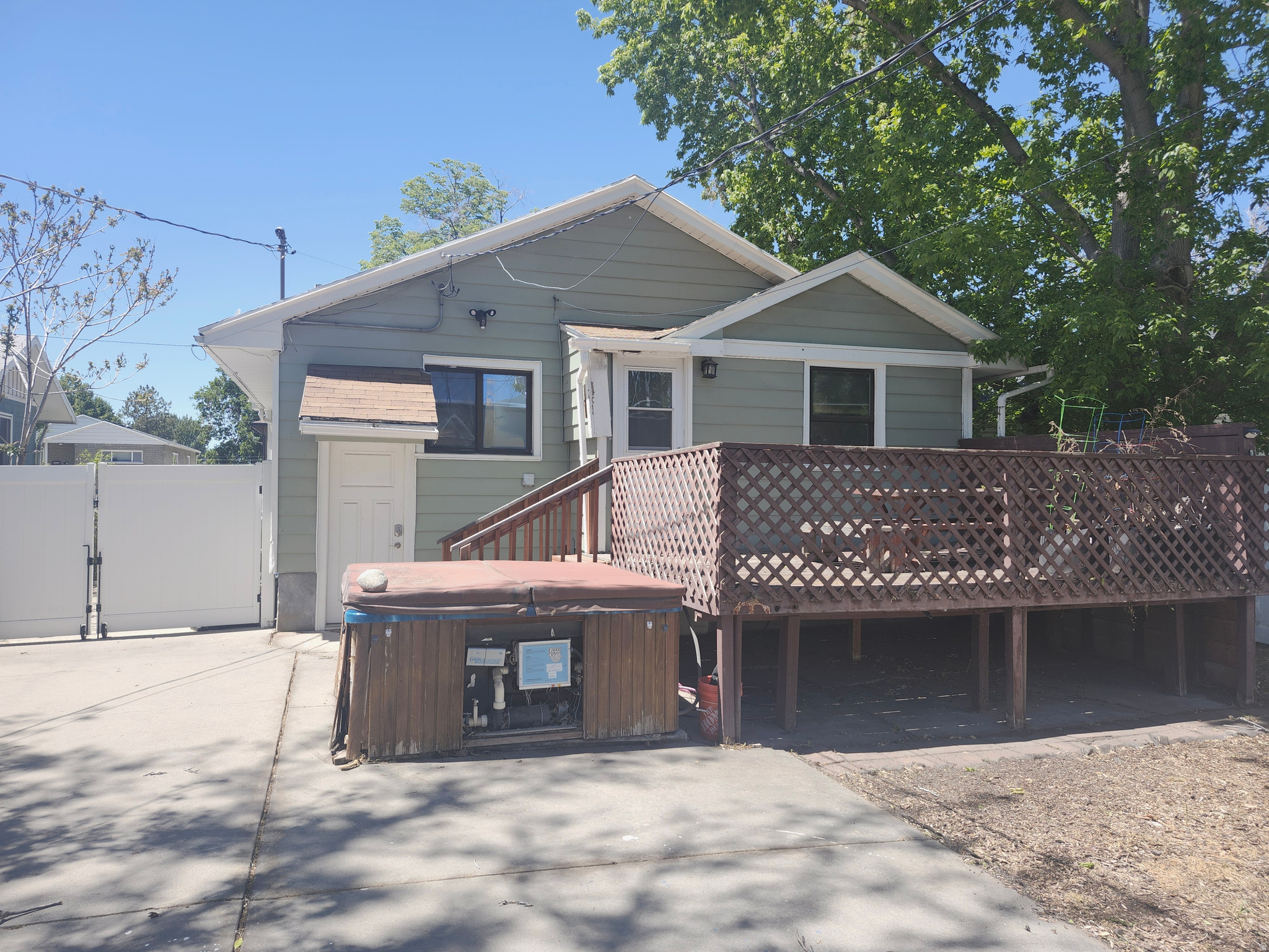 main property photo 49